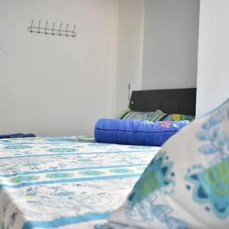 Cozy Near Walled City Apartamento *