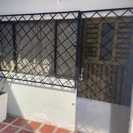 Cozy Near Walled City Apartamento Cartagena
